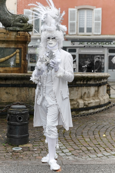 18/03/2017-Remiremont(Vosges)-Carnaval vénitien --> Devant la fo