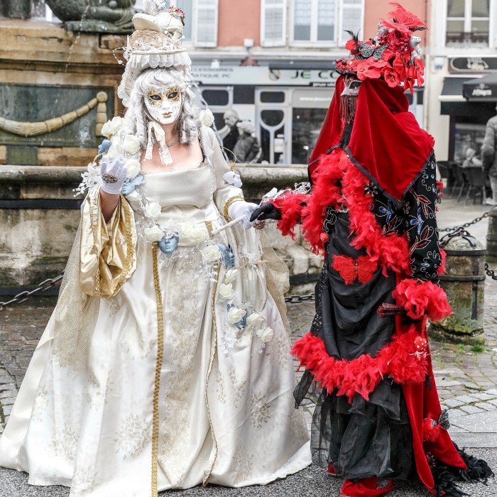 18/03/2017-Remiremont(Vosges)-Carnaval vénitien --> Devant la fo