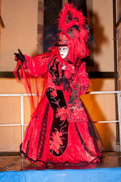 201003-Remiremont-0016-p4-.jpg - 20/03/2010-Remiremont(Vosges)-Carnaval vénitien