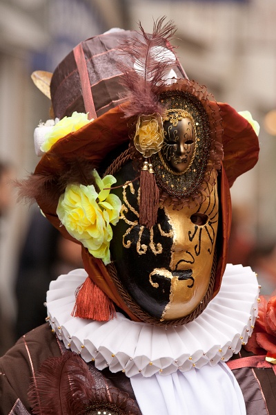 201003-Remiremont-0052-p3-.jpg - 20/03/2010-Remiremont(Vosges)-Carnaval vénitien