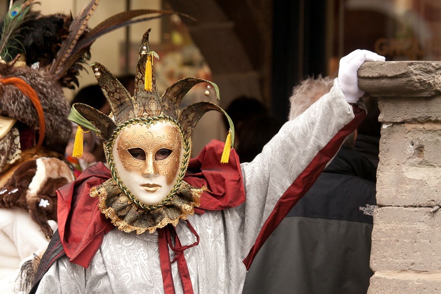 201003-Remiremont-0057-p3-.jpg - 20/03/2010-Remiremont(Vosges)-Carnaval vénitien
